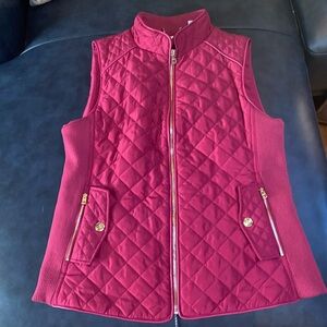 Chico’s maroon zip up vest Excellent condition Size CHICO 1